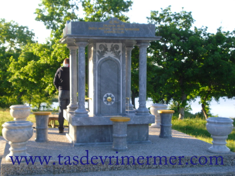 4 Gen İşlemeli Osmanlı Meydan Çeşmesi Edirne